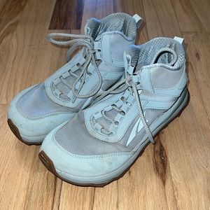 Altra Women’s hiking boots (size 10.5)